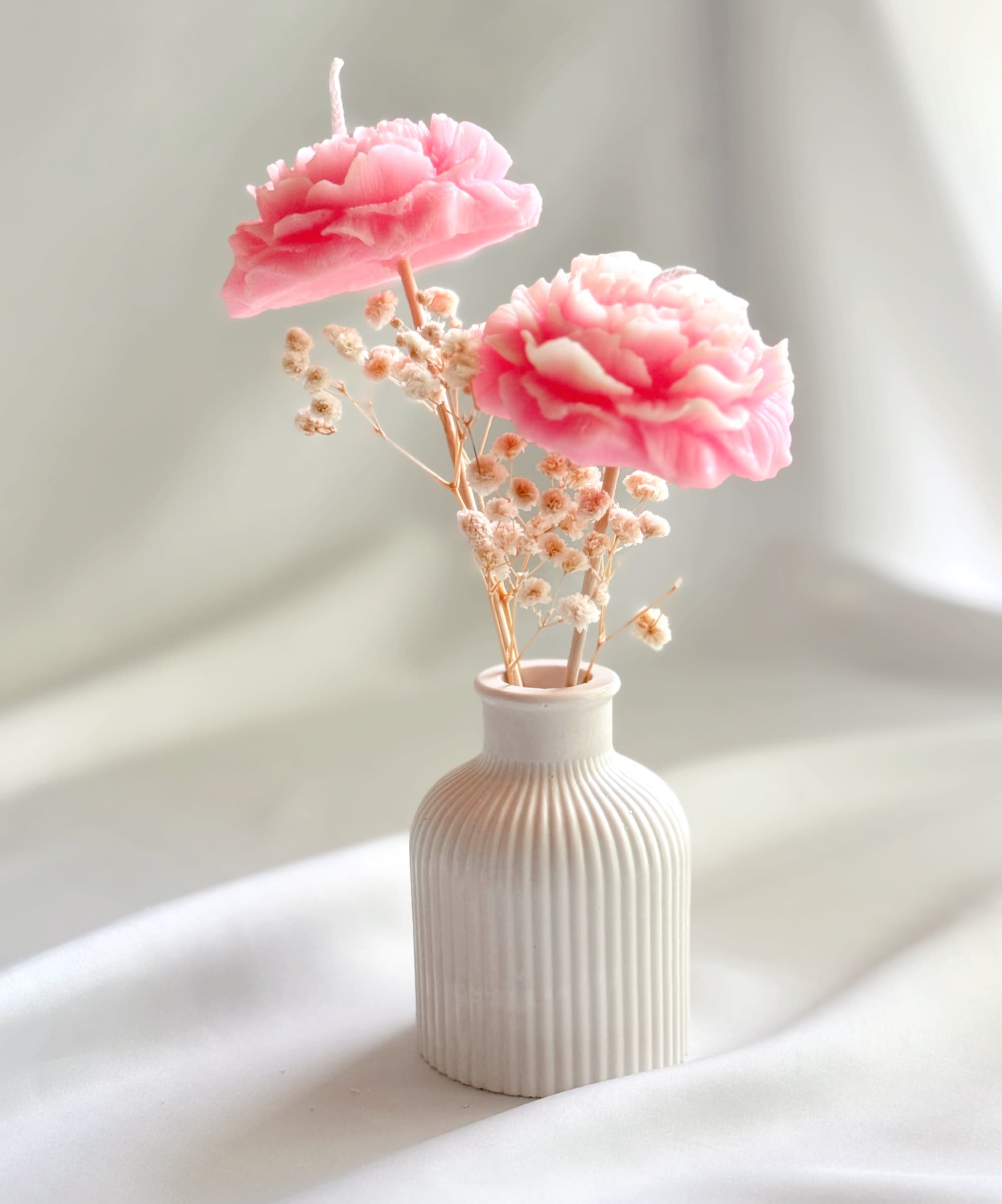 Flower Vase Hydrostone - Image 1