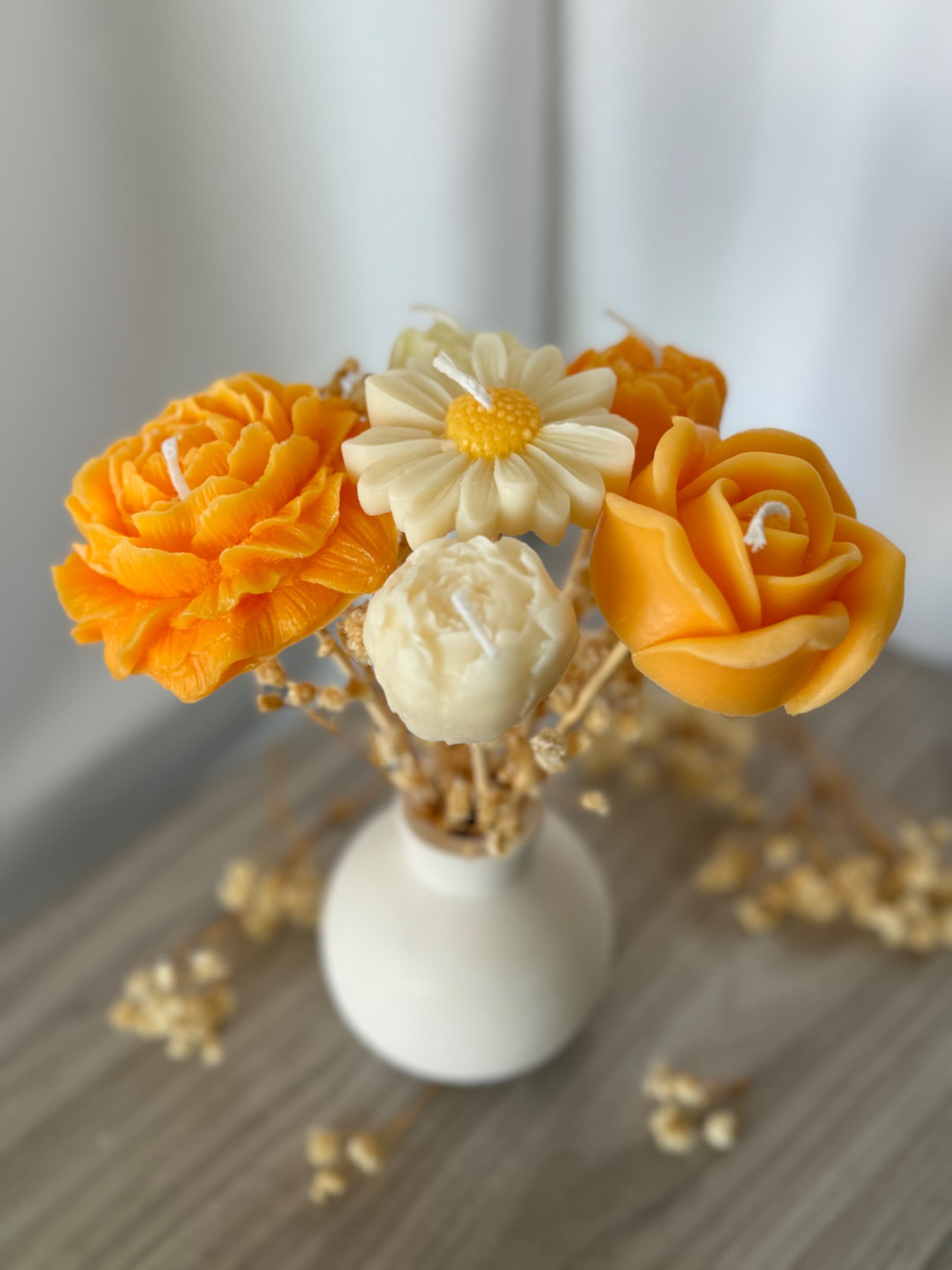 Round Vase - Image 1