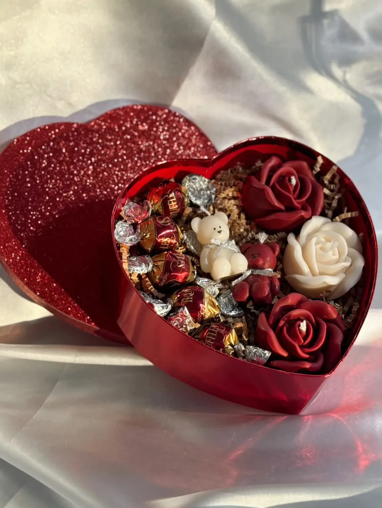 Roses with Teddy Bears Heart Box - Image 1